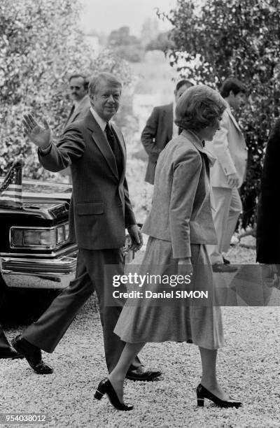 Jimmy Carter et sa femme Rosalynn arrivent à Jerusalem lors d'une tentative de négociation entre Israel et l'Egypte le 10 mars 1979, Israel.