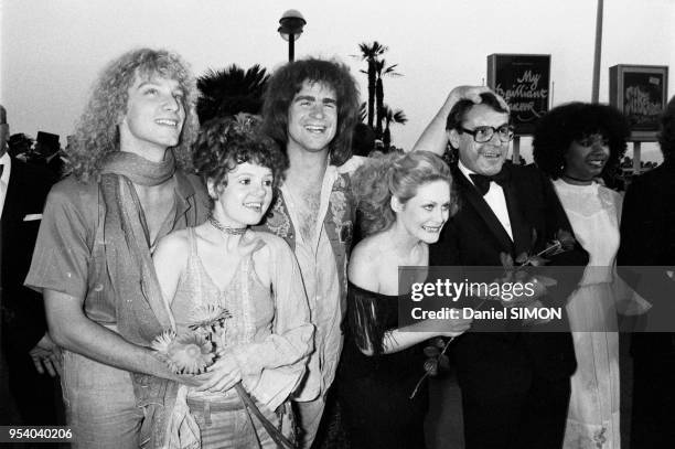 Treat Williams, Annie Golden, Beverly D'Angelo, Milos Forman et Cheryl Barnes, membres du film 'Hair' lors du Festival de Cannes le 10 mai 1979,...