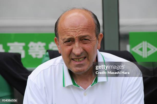 Miguel Angel Lotina,coach of Tokyo Verdy looks on prior to the J.League J2 match between Tokyo Verdy and Machida Zelvia at Ajinomoto Stadium on May...