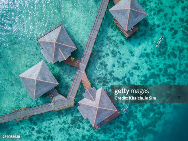 ocean from sky - mabul island fotografías e imágenes de stock