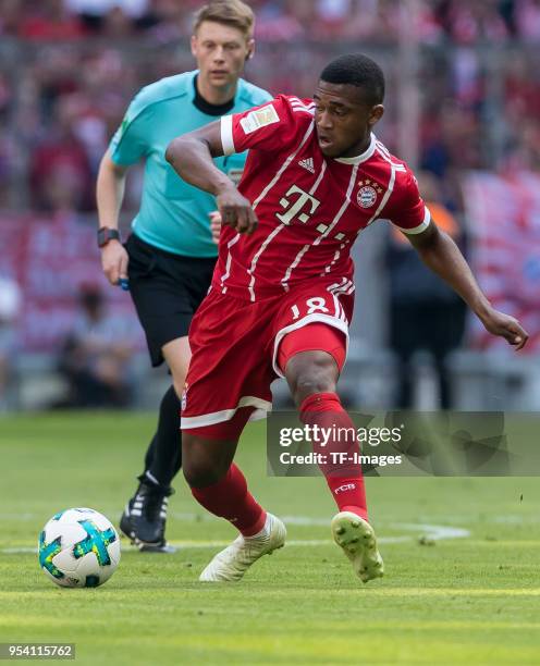 Franck Evina of Muenchen controls the ball during the Bundesliga match between FC Bayern Muenchen and Eintracht Frankfurt at Allianz Arena on April...