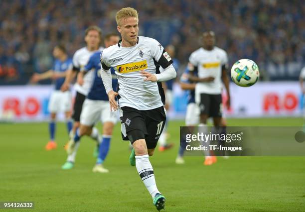 Oscar Wendt of Moenchengladbach controls the ball during the Bundesliga match between FC Schalke 04 and Borussia Moenchengladbach at Veltins-Arena on...