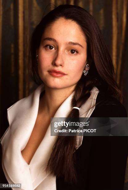 Actrice française Marie Gillain à Paris en février 1996, France.