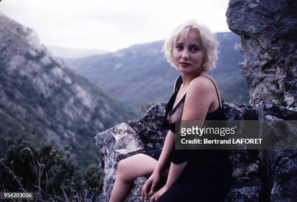 Pauline Lafont sur le tournage du film 'Deux minutes de soleil en plus' réalisé par Gerard Vergez en novembre 1987, France.