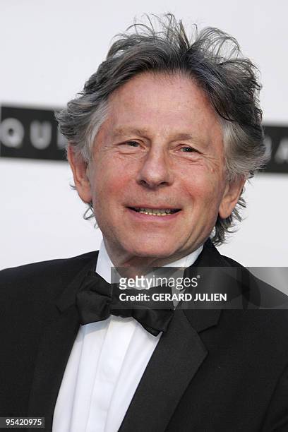 Picture taken on May 19, 2005 shows Polish-born French director Roman Polanski posing as he arrives for the American Foundation for AIDS Research...