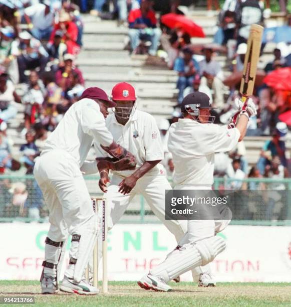 New Zealand batsman Lou Vincent pulling Mahendra Nagamootoo on the 4th day of the 2nd Test at Queen's Park National Stadium, Grenada, 01 July 2002....
