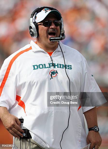 Head coach Tony Sparano of the Miami Dolphins watches his team take on the Houston Texans at Land Shark Stadium on December 27, 2009 in Miami,...