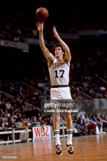 John Havlicek of the Boston Celtics shoots the ball circa 1972 at the Boston Garden in Boston, Massachusetts. NOTE TO USER: User expressly...