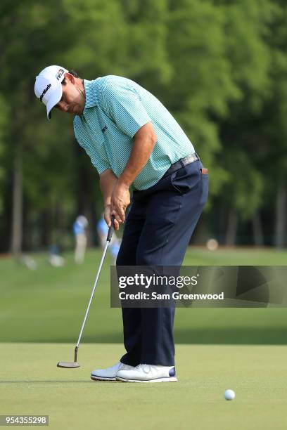 Johnson Wagner reacts after a putt attempt on the ninth green during the first round of the 2018 Wells Fargo Championship at Quail Hollow Club on May...