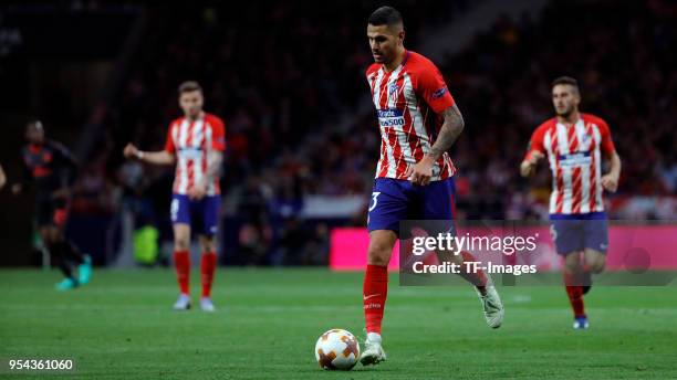 Vitolo of Atletico Madrid controls the ball during the UEFA Europa League Semi Final second leg match between Atletico Madrid and Arsenal FC at...
