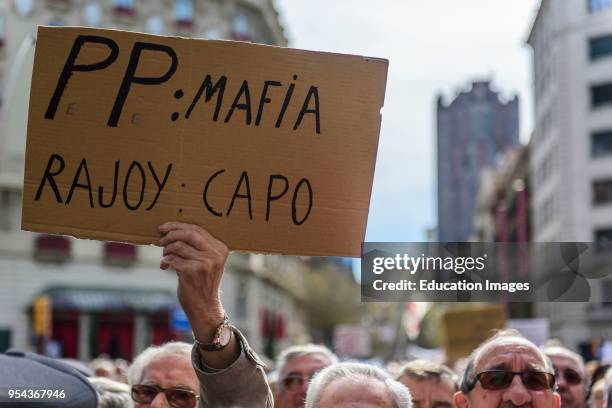 Pensioners and young people from all around Spain took part in a nationwide demonstration to protest the government's plan to only increase their...