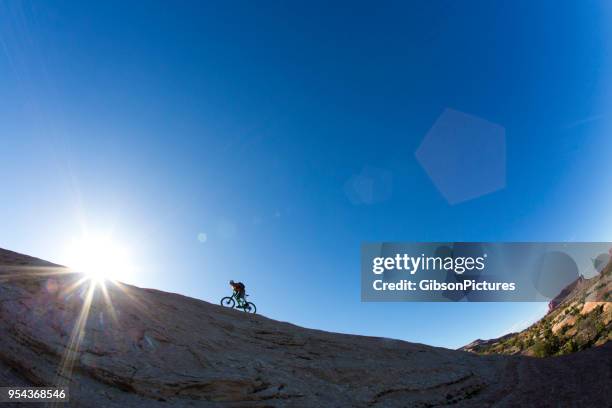 mountain bike moab utah - slickrock trail stock pictures, royalty-free photos & images