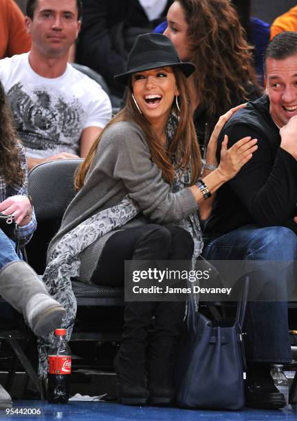 Eva Longoria Parker attends the San Antonio Spurs vs New York Knicks game at Madison Square Garden on December 27, 2009 in New York City.