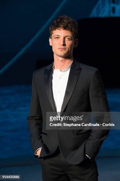 Niels Schneider attends the Chanel Cruise 2018/2019 Collection at Le Grand Palais on May 3, 2018 in Paris, France.