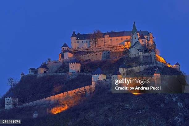 hochosterwitz castle, carinthia, austria - hochosterwitz castle stock pictures, royalty-free photos & images