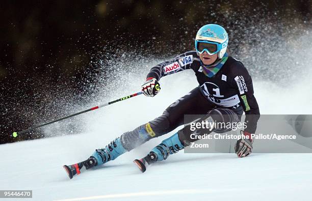 Julia Mancuso of the USA takes 27th place during the Audi FIS Alpine Ski World Cup Women's Giant Slalom on December 28, 2009 in Lienz, Austria.