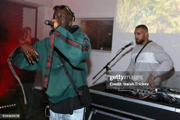 Rap N Roll Photos et images de collection - Getty Images