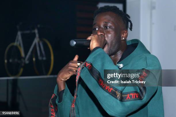 Rap N Roll Photos and Premium High Res Pictures - Getty Images