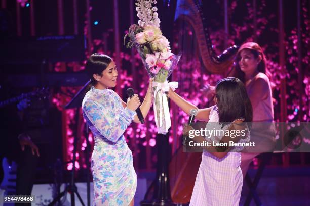 Music artist Jhene Aiko and her daughter Namiko Aiko performs onstage during VH1's 3rd Annual "Dear Mama: A Love Letter To Moms" - Inside Show at The...