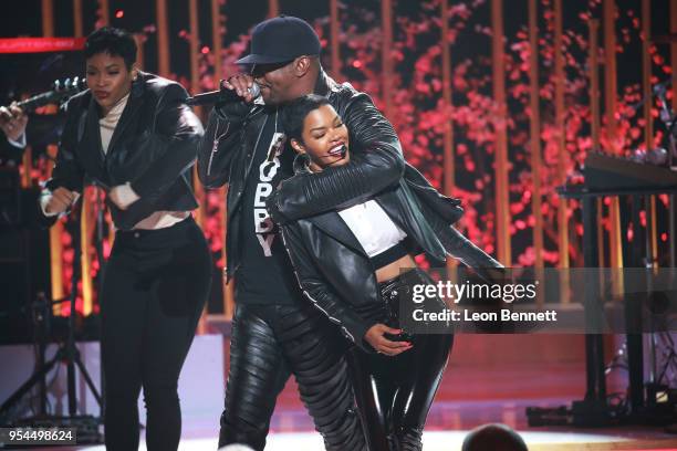 Music artists Teyana Taylor and Bobby Brown performs onstage during VH1's 3rd Annual "Dear Mama: A Love Letter To Moms" - Inside Show at The Theatre...