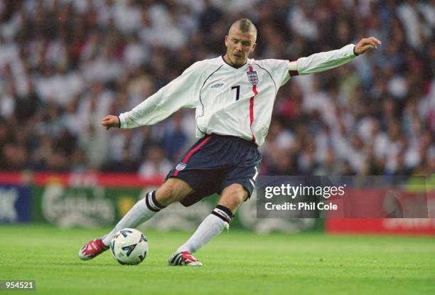 England captain David Beckham scores from a freekick during the England v Mexico International Friendly played at Pride Park in Derby, England....