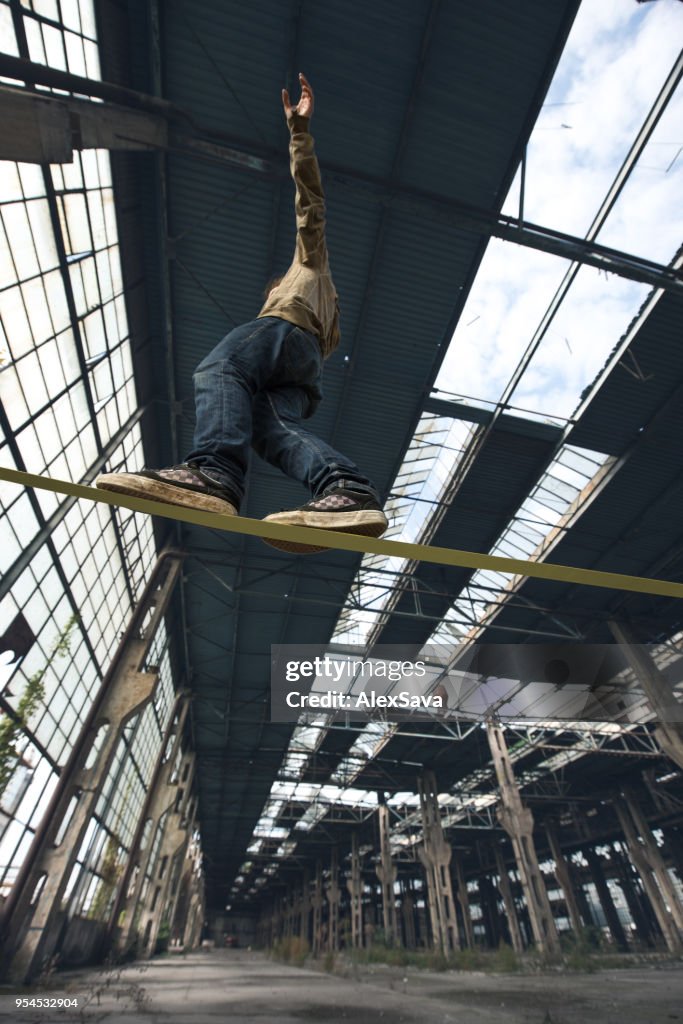 Fuß auf der slackline
