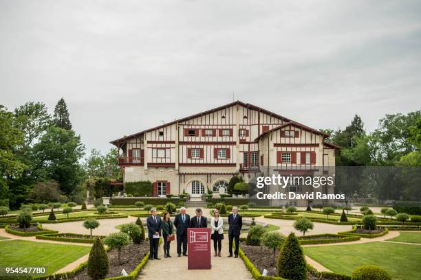 Jonathan Powell, former Downing Street Chief of Staff and chief British negotiator on Northern Ireland reads a statement during the International...