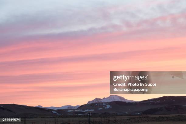 scenics view of morning sunrise at myrdalsjokull glacier. myrdalsjokull is an ice cap at north of vik village,myrdalur,south iceland - myrdalur stock pictures, royalty-free photos & images