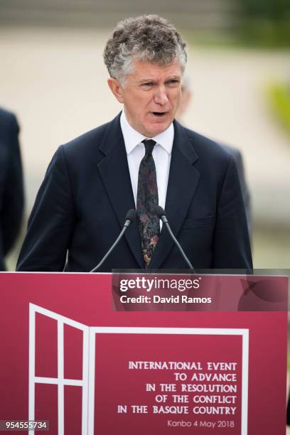 Jonathan Powell, former Downing Street Chief of Staff and chief British negotiator on Northern Ireland reads a statement during the International...