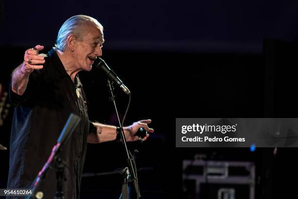 Ben Harper and Charlie Musselwhite perform at Aula Magna on April 30, 2018 in Lisbon, Portugal.