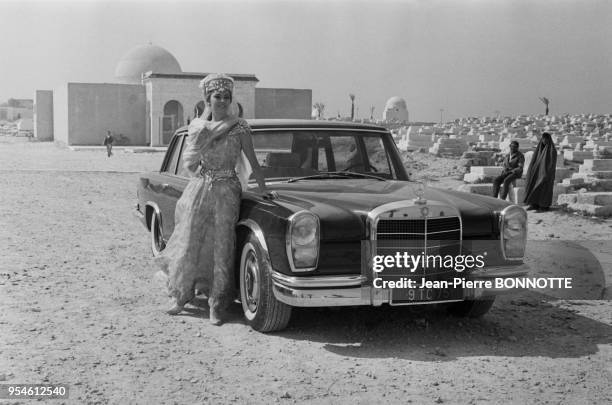 Michèle Mercier lors du tournage du film 'Angélique et le Sultan' en mars 1967 en Tunisie.