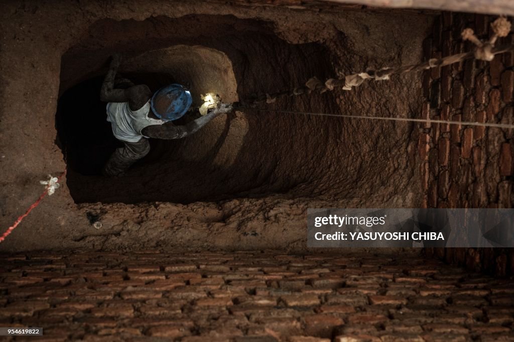 TOPSHOT-RWANDA-HISTORY-GENOCIDE