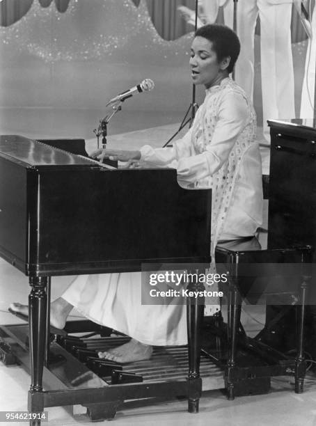 African-American soul jazz organist Rhoda Scott appears on the TF1 French television programme 'Numéro Un', France, 1st June 1977. The show is...