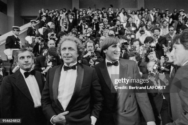 Pierre Richard et Gérard Depardieu lors d'une 1ère au Festival de Cannes le 7 mai 1983, France.