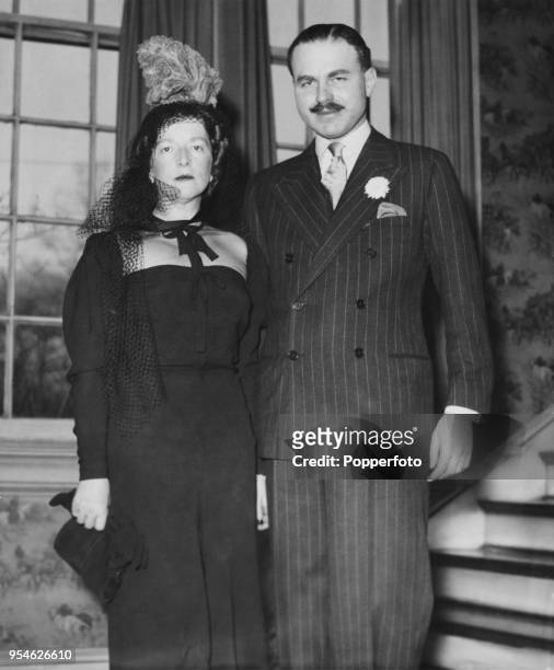 Captain Ernest Aldrich Simpson , ex-husband of Wallis Simpson , with his third wife Mary Raffray, née Huntemuller Kirk, during their wedding at the...