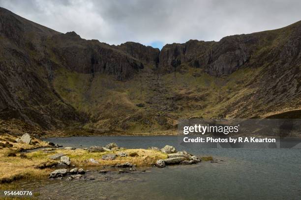 the devil's kitchen, cwm idwal, snowdonia national park, wales - capel curig stock pictures, royalty-free photos & images