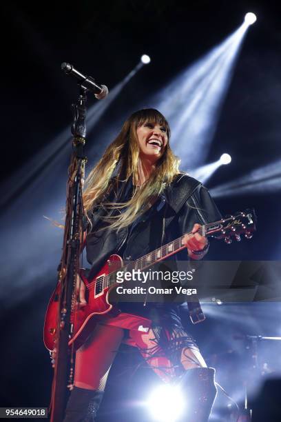 Mexican singer Hanna Nicole Pérez Mosa during a performance show as part "100 años contigo" Tour at The Majestic Theatre on May 3, 2018 in Dallas, US.