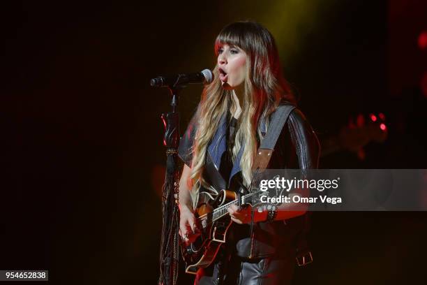 Mexican singer Hanna Nicole Pérez Mosa during a performance show as part "100 años contigo" Tour at The Majestic Theatre on May 3, 2018 in Dallas, US.