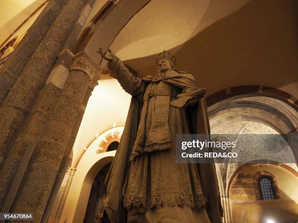 Sant'Ambrogio Basilica, Piazza Sant'Ambrogio square, Milan, Lombardy, Italy, Europe.