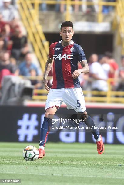 Erik Pulgar of Bologna FC in action during the serie A match between Bologna FC and AC Milan at Stadio Renato Dall'Ara on April 29, 2018 in Bologna,...