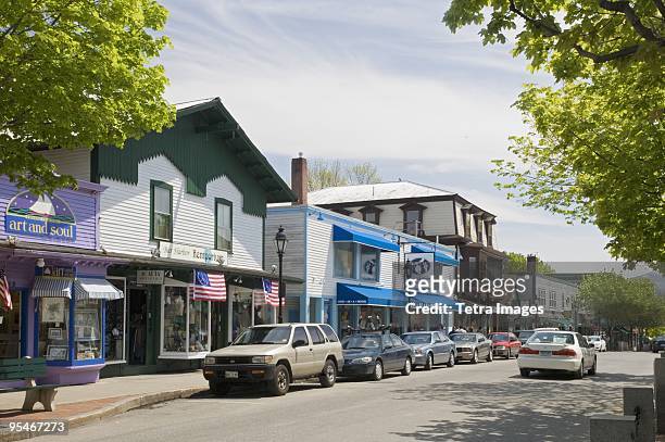 american small town - localidad pequeña fotografías e imágenes de stock