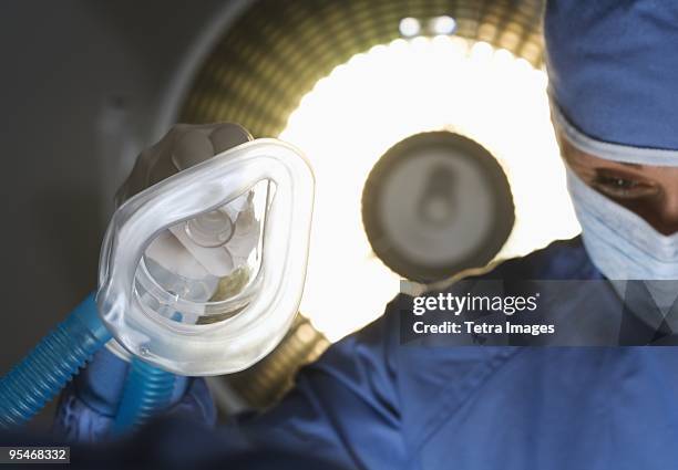 anesthesiologist - anesthetic foto e immagini stock