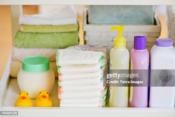 babies items - babyausrüstung stock-fotos und bilder