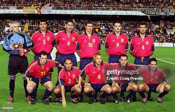 Spain line up for the International Friendly against France at the Estadio Mestalla in Valencia, Spain. \ Mandatory Credit: Craig Prentis /Allsport