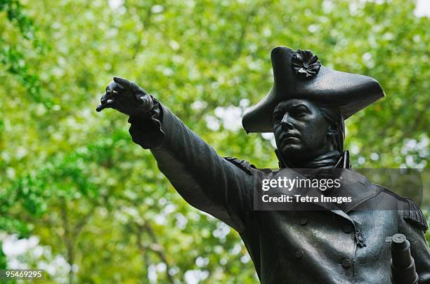 statue of commodore barry - independence hall stock pictures, royalty-free photos & images