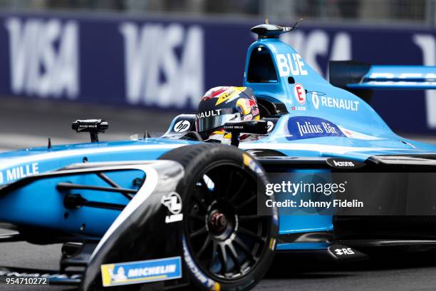 Sebastien Buemi of Renault-e.dams during the 2018 FIA Formula E Championship Qatar Airways Paris E Prix on April 28, 2018 in Paris, France.