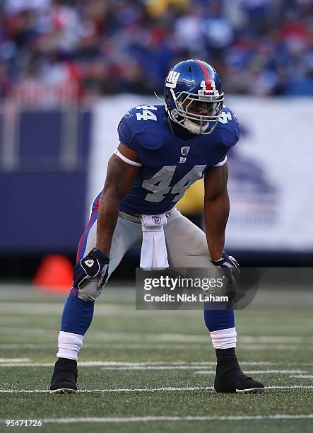 Ahmad Bradshaw of the New York Giants against the Carolina Panthers at Giants Stadium on December 27, 2009 in East Rutherford, New Jersey.