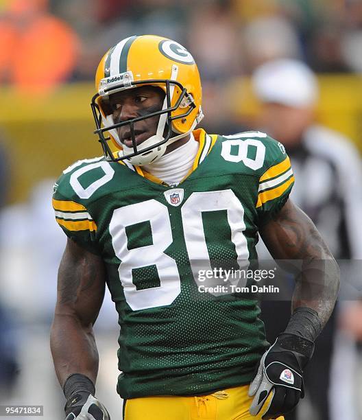 Donald Driver of the Green Bay Packers lines up during an NFL game against the Seattle Seahawks at Lambeau Field, December 27, 2009 in Green Bay,...