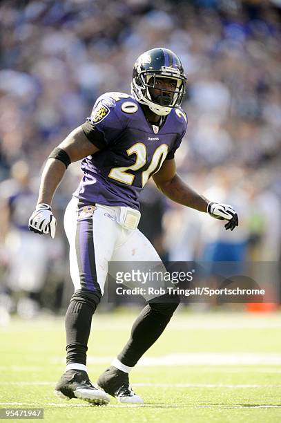 Ed Reed of the Baltimore Ravens defends against the Cincinnati Bengals at M&T Bank Stadium on October 11, 2009 in Baltimore, Maryland. The Bengals...