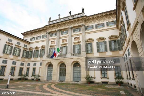 Entrace, Modern Art Museum, Villa Reale, Galleria d'Arte Moderna, Via Palestro 16, Milan, Lombardy, Italy, Europe.